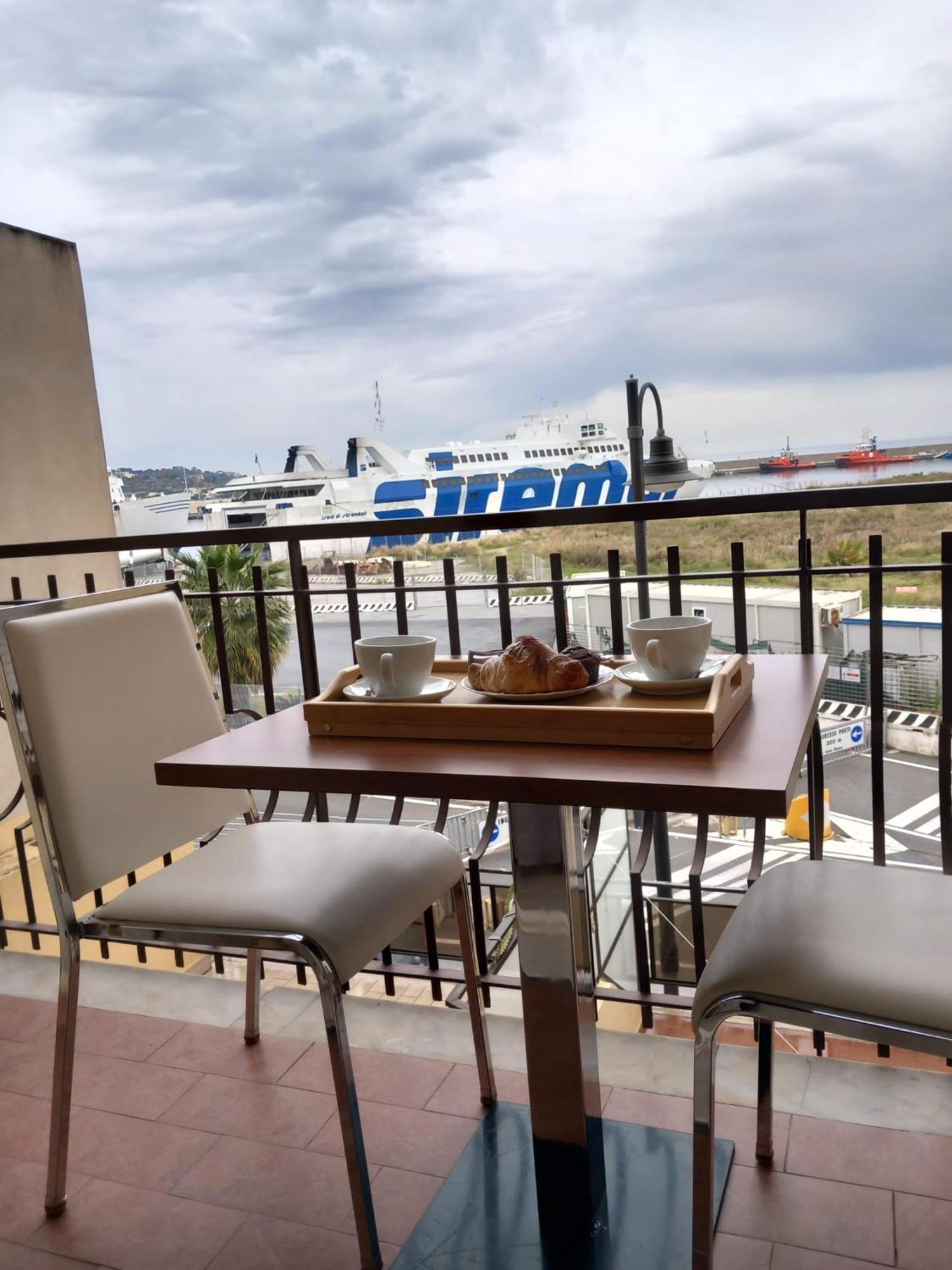 Baaria Porto Rooms Milazzo Eksteriør bilde